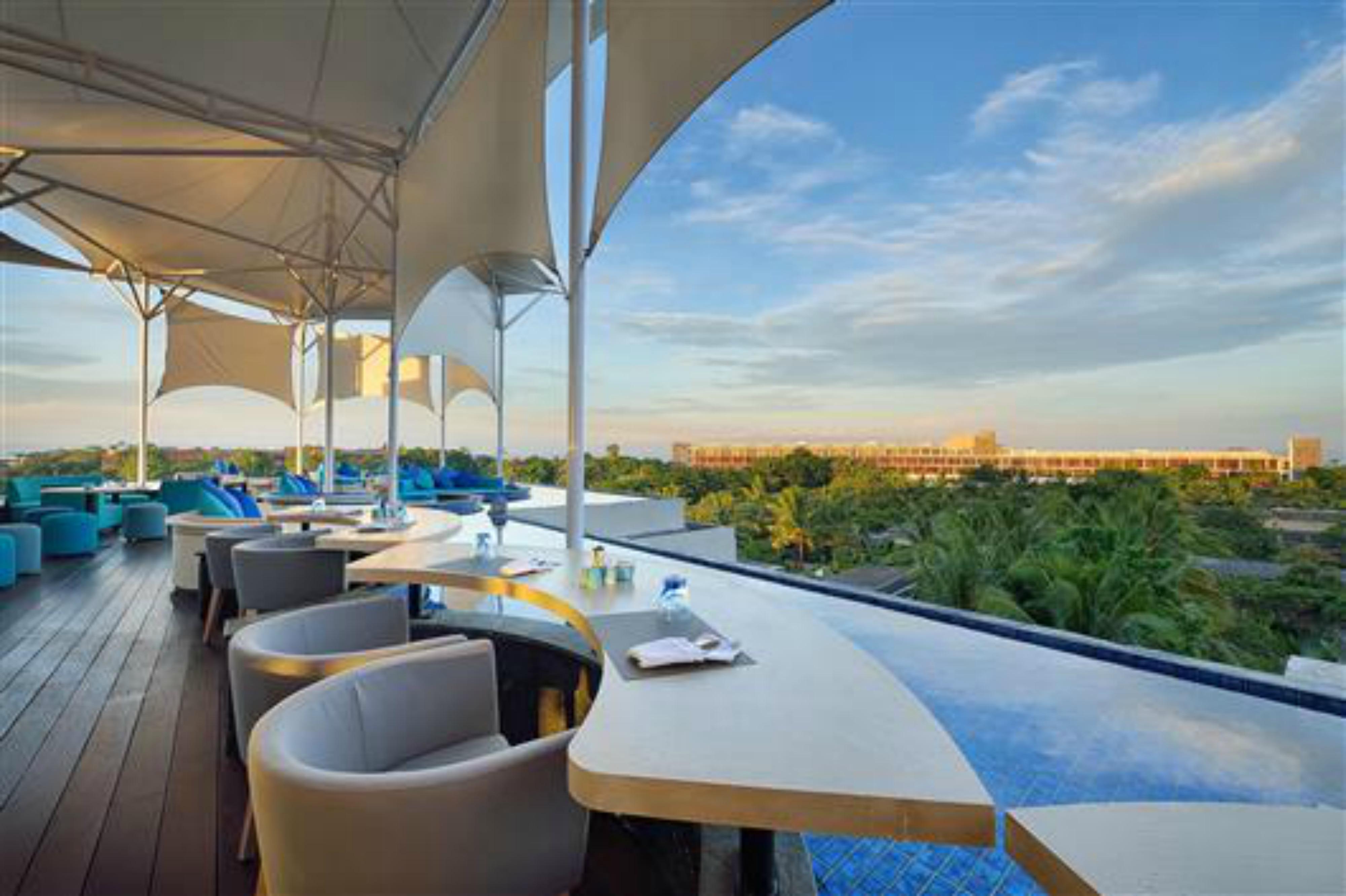 De Vins Sky Hotel Seminyak Exterior foto